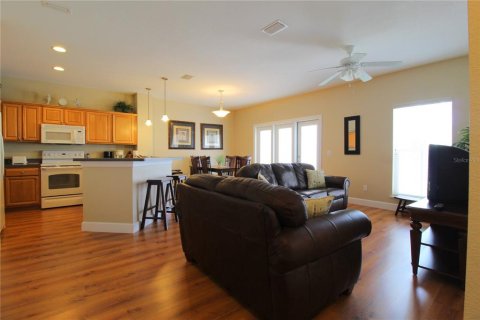 Condo in Horseshoe Beach, Florida, 1 bedroom  № 1339742 - photo 7