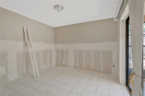 House in Apollo Beach, Florida 3 bedrooms, 135.73 sq.m. № 2203049 - photo 20