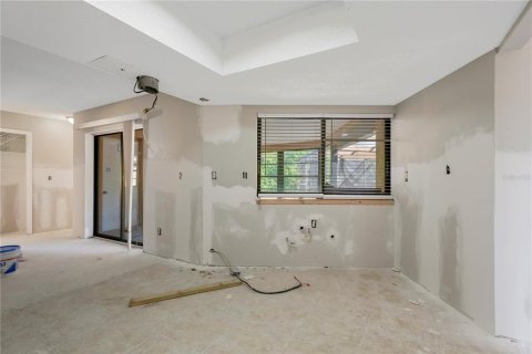 House in Apollo Beach, Florida 3 bedrooms, 135.73 sq.m. № 2203049 - photo 16