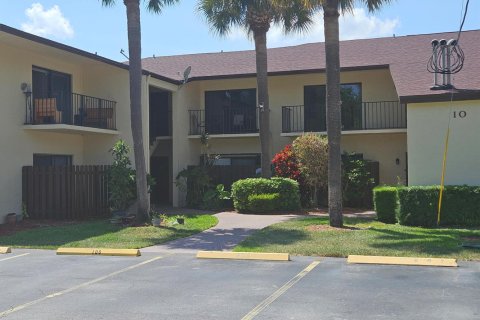 Condo in St. Lucie, Florida, 2 bedrooms № 2183061