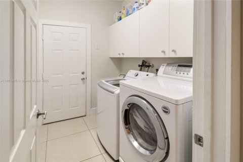 Casa en venta en Weston, Florida, 4 dormitorios, 248.42 m2 № 1891907 - foto 29