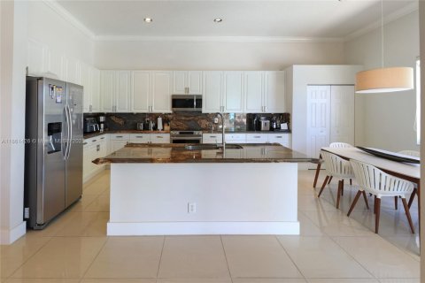 Casa en venta en Weston, Florida, 4 dormitorios, 248.42 m2 № 1891907 - foto 17