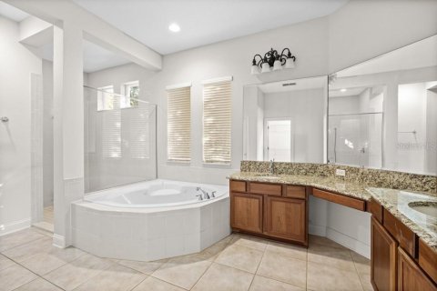 Villa ou maison à vendre à Sorrento, Floride: 5 chambres, 370.96 m2 № 2130026 - photo 25