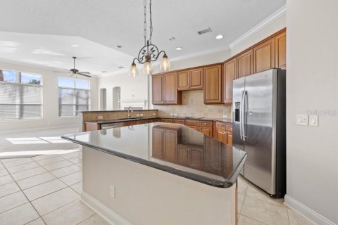 Villa ou maison à vendre à Sorrento, Floride: 5 chambres, 370.96 m2 № 2130026 - photo 5