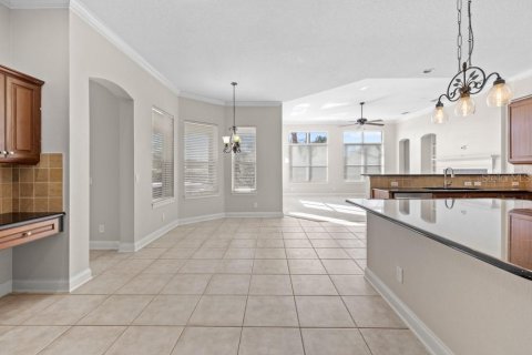 Villa ou maison à vendre à Sorrento, Floride: 5 chambres, 370.96 m2 № 2130026 - photo 7