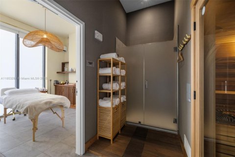 Купить кондоминиум в Майами, Флорида 1 спальня, 53.05м2, № 1980402 - фото 22