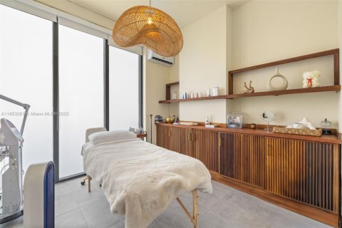 Купить кондоминиум в Майами, Флорида 1 спальня, 53.05м2, № 1980402 - фото 21