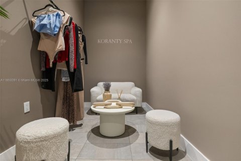 Купить кондоминиум в Майами, Флорида 1 спальня, 53.05м2, № 1980402 - фото 26