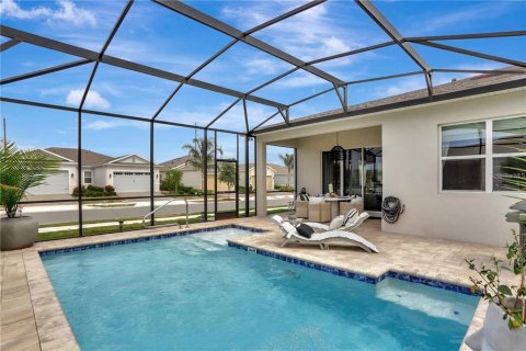 Villa ou maison à vendre à Kissimmee, Floride: 2 chambres, 147.34 m2 № 1770168 - photo 16