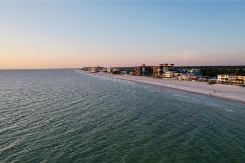 Terreno en venta en Redington Shores, Florida № 1906689 - foto 17