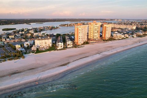 Terreno en venta en Redington Shores, Florida № 1906689 - foto 15