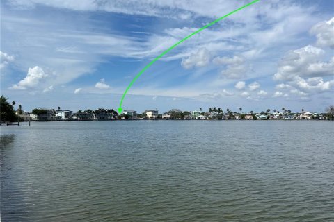 Terreno en venta en Redington Shores, Florida № 1906689 - foto 26
