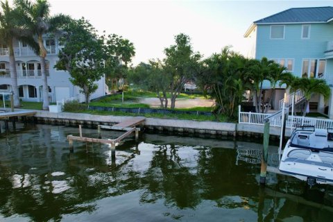Terreno en venta en Redington Shores, Florida № 1906689 - foto 28