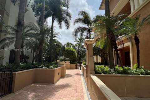 Condominio en venta en Sunrise, Florida, 2 dormitorios, 165.46 m2 № 1995738 - foto 4