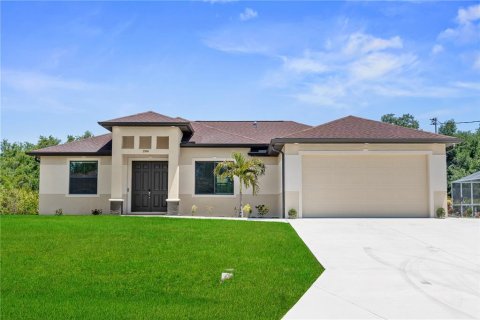 Villa ou maison à vendre à North Port, Floride: 3 chambres, 160.26 m2 № 1649073 - photo 2