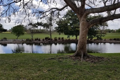 Condo in Sunrise, Florida, 1 bedroom  № 1945324 - photo 11