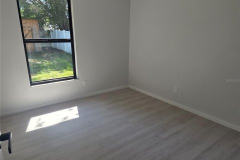 House in Palmetto, Florida 4 bedrooms, 130.43 sq.m. № 2423709 - photo 4