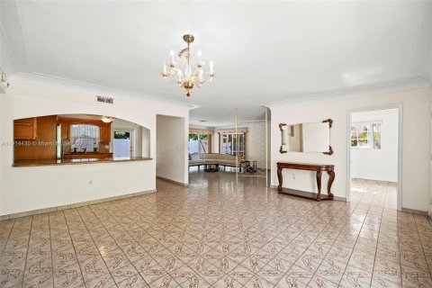 Casa en venta en Biscayne Park, Florida, 3 dormitorios, 167.22 m2 № 1973579 - foto 6