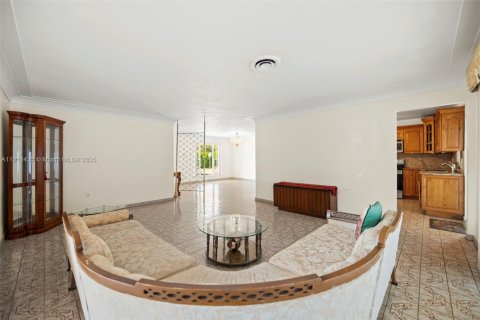 Casa en venta en Biscayne Park, Florida, 3 dormitorios, 167.22 m2 № 1973579 - foto 12