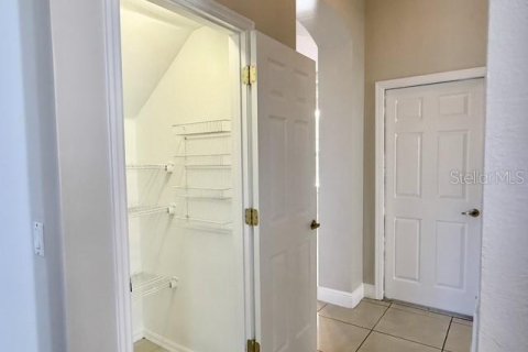 House in Kissimmee, Florida 4 bedrooms, 253.34 sq.m. № 2167132 - photo 17