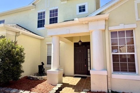 House in Kissimmee, Florida 4 bedrooms, 253.34 sq.m. № 2167132 - photo 4