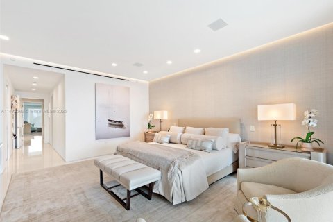 Condominio en venta en Miami Beach, Florida, 3 dormitorios, 281.31 m2 № 2076943 - foto 21