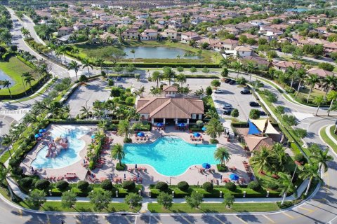 Townhouse in Homestead, Florida 4 bedrooms, 134.89 sq.m. № 1731218 - photo 30