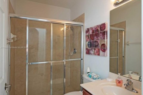 Townhouse in Homestead, Florida 4 bedrooms, 134.89 sq.m. № 1731218 - photo 8