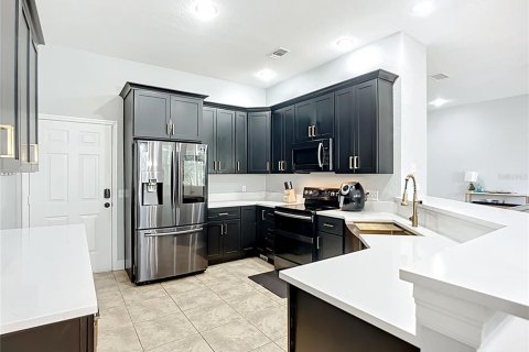 Townhouse in Apollo Beach, Florida 3 bedrooms, 200.11 sq.m. № 1877164 - photo 11