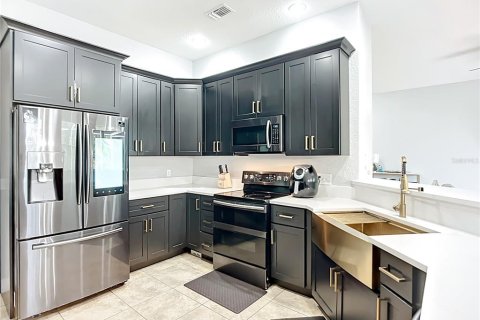 Townhouse in Apollo Beach, Florida 3 bedrooms, 200.11 sq.m. № 1877164 - photo 12