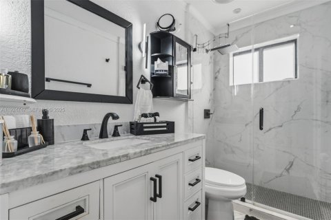 House in Miramar, Florida 4 bedrooms № 1986354 - photo 5