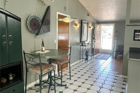 Villa ou maison à vendre à New Port Richey, Floride: 2 chambres, 89.93 m2 № 2139849 - photo 5