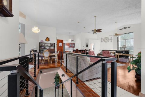 Casa en venta en Bell, Florida, 3 dormitorios, 276.85 m2 № 1880516 - foto 25