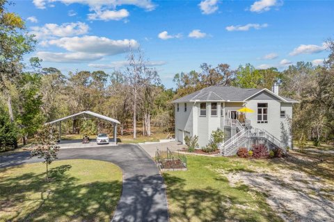 Casa en venta en Bell, Florida, 3 dormitorios, 276.85 m2 № 1880516 - foto 2