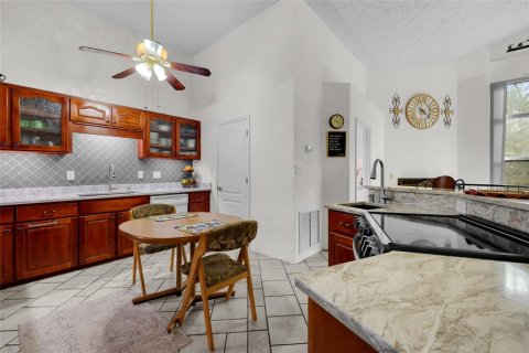 Casa en venta en Bell, Florida, 3 dormitorios, 276.85 m2 № 1880516 - foto 15