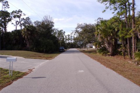 Land in North Port, Florida № 2161008 - photo 8