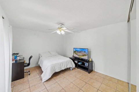 Touwnhouse à vendre à Palm Springs, Floride: 2 chambres, 114.46 m2 № 2262147 - photo 24