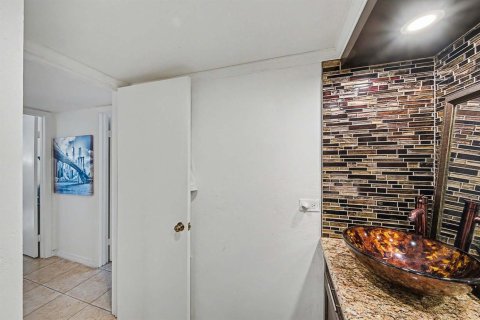 Touwnhouse à vendre à Palm Springs, Floride: 2 chambres, 114.46 m2 № 2262147 - photo 22