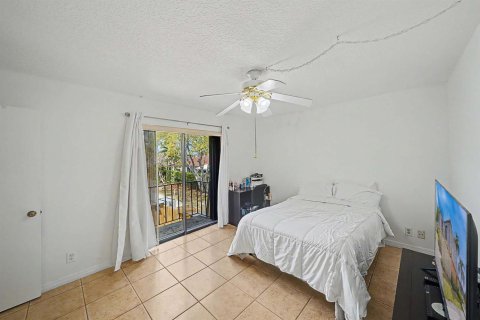 Touwnhouse à vendre à Palm Springs, Floride: 2 chambres, 114.46 m2 № 2262147 - photo 25