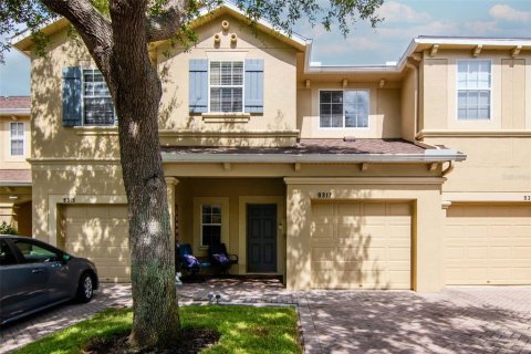 Touwnhouse à vendre à Riverview, Floride: 3 chambres, 179.3 m2 № 1792826 - photo 1