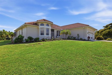 Villa ou maison à vendre à Placida, Floride: 3 chambres, 253.16 m2 № 2199499 - photo 4