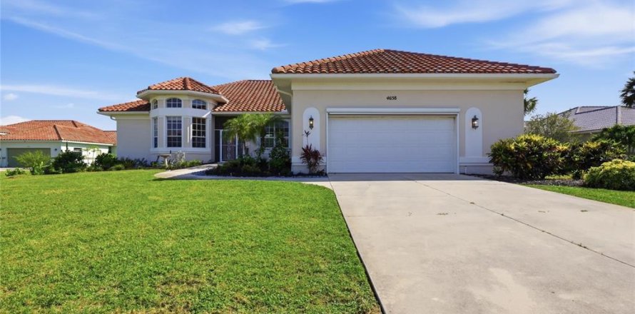 Villa ou maison à Placida, Floride 3 chambres, 253.16 m2 № 2199499