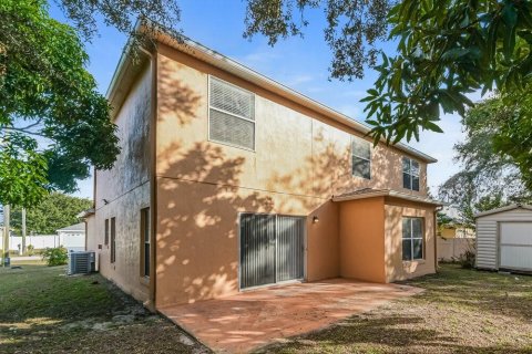 Villa ou maison à louer à Poinciana, Floride: 4 chambres, 259.2 m2 № 2398620 - photo 17