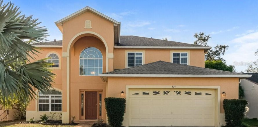 Villa ou maison à Poinciana, Floride 4 chambres, 259.2 m2 № 2398620