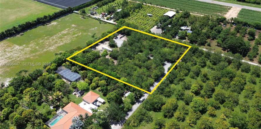 Immobilier commercial à Homestead, Floride № 2084369