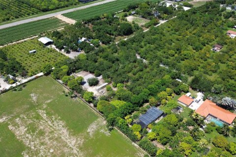 Immobilier commercial à vendre à Homestead, Floride № 2084369 - photo 4
