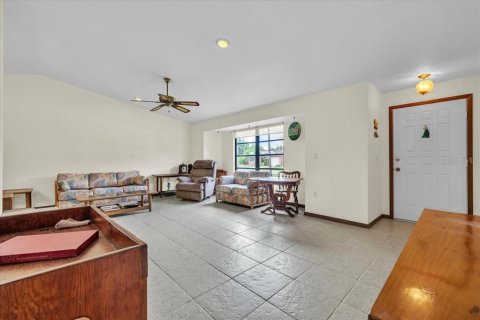 Casa en venta en Port Charlotte, Florida, 3 dormitorios, 139.45 m2 № 2385812 - foto 5