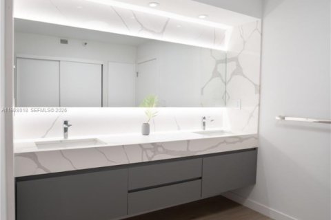 Снять в аренду кондоминиум в Авентура, Флорида 2 спальни, 96.43м2, № 2036364 - фото 14