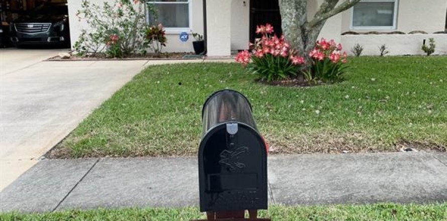 Casa en Port Richey, Florida 2 dormitorios, 128.86 m2 № 1888607