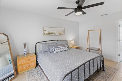 Casa en venta en Cape Coral, Florida, 4 dormitorios, 168.9 m2 № 1912587 - foto 20
